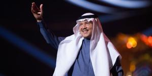 الفنان محمد عبده يشيد بخدمات قطار الحرمين.. ويعد بأغنية جديدة - اليوم الإخباري