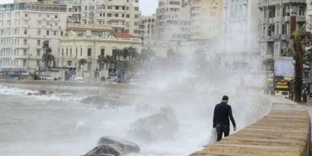 منخفض جوي نادر.. تحذيرات من الطقس السيئ في مصر - اليوم الإخباري