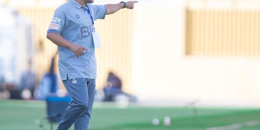 مدرب الهلال يتابع مباراة النصر والتعاون في كأس خادم الحرمين الشريفين - اليوم الإخباري