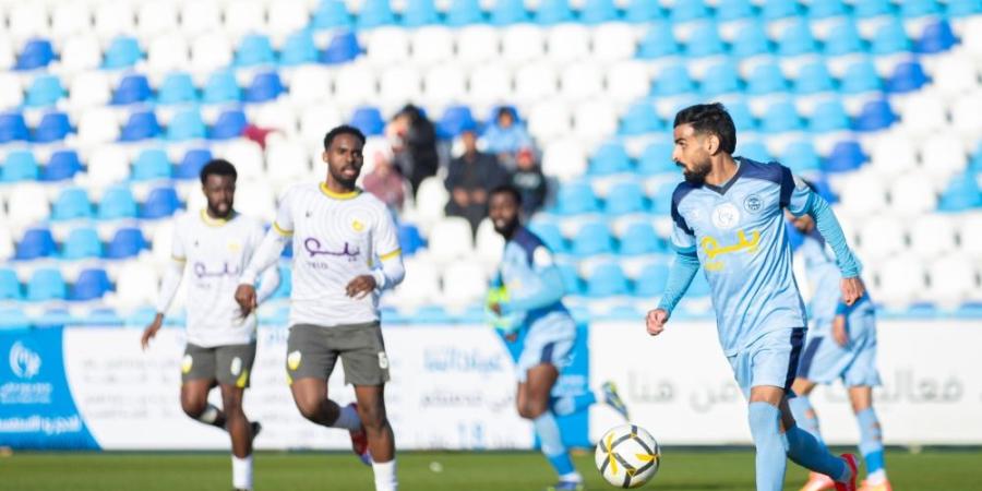 دوري يلو.. الباطن يؤزم موقف الجبيل.. والطائي يُزاحم على مراكز الصدارة بنقاط أبها - اليوم الإخباري